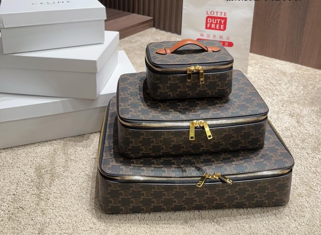 CELINE Cosmetic L35.25 M28.16 S16.11